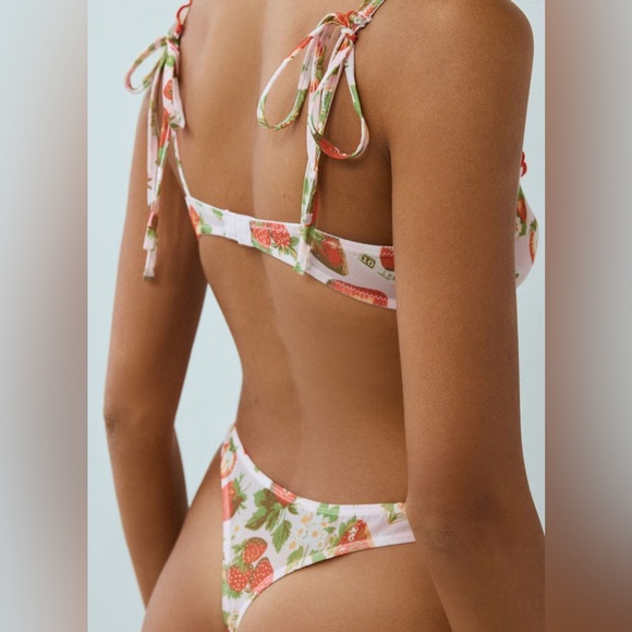 Out From Under Amelia Tie-Strap Underwire Bra 🍓 - Picture 4 of 4